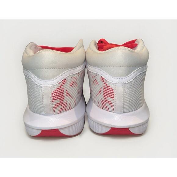 Nike LeBron Witness 8 Dunkin Donuts Edition Basketball Shoe FB2239-104 Men 14 - Picture 4 of 5